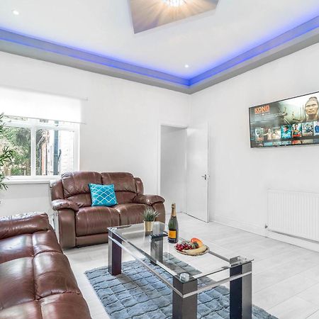 Five Bedroom Townhouse - Near City Centre - Edgbaston - On Street Parking - Wifi - Netflix - 974P Birmingham Exteriör bild
